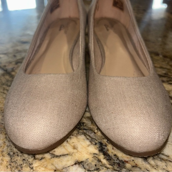 Clark’s Wedge Espadrille Shoes - Picture 4 of 7